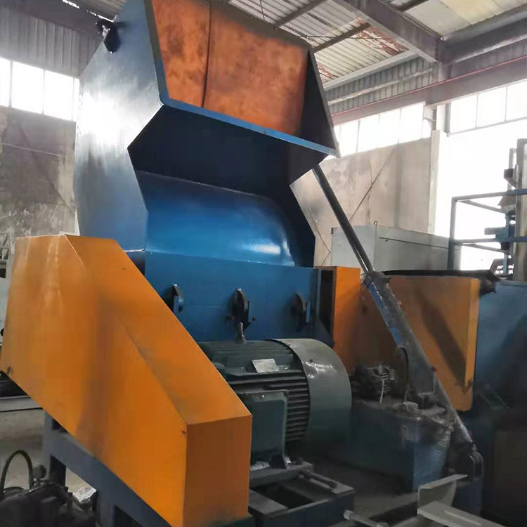 Plastic Bottle Scrap Grinder Machine